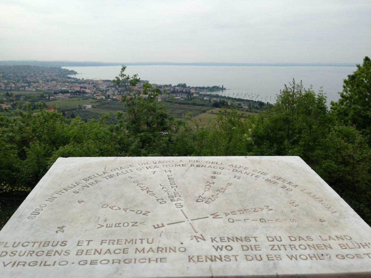 Suite Francy Panorama Bardolino Bagian luar foto