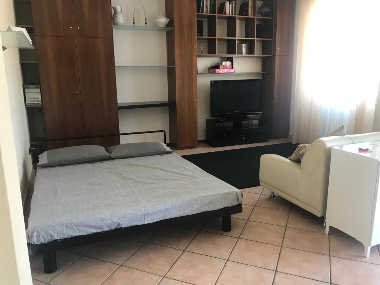 Suite Francy Panorama Bardolino Bagian luar foto
